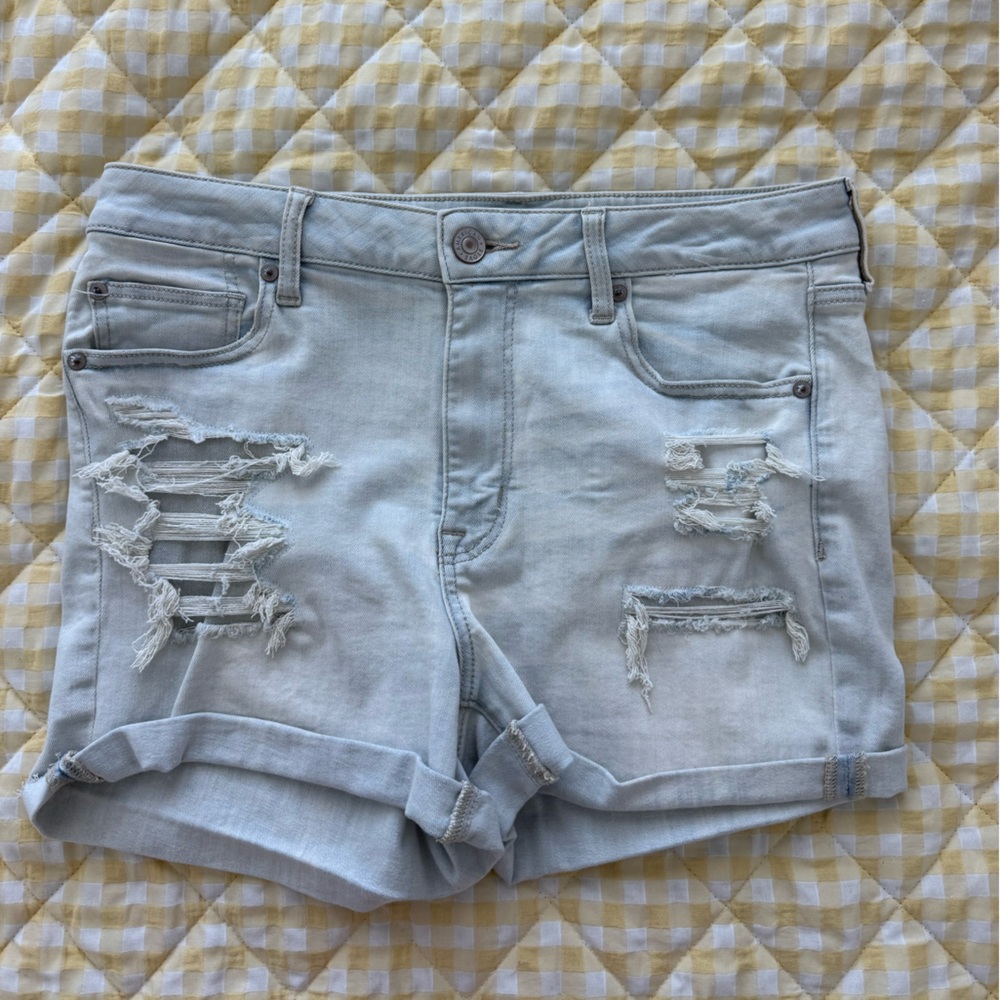 American Eagle Light Wash Blue Jean Shorts Distressed High-Waisted Size 14
